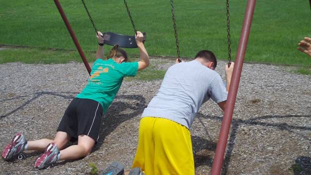 C:\Users\John\Desktop\VHW movies\Play Ground Workouts\Swing Tall Kneeling Roll outs Frame - 73.jpg